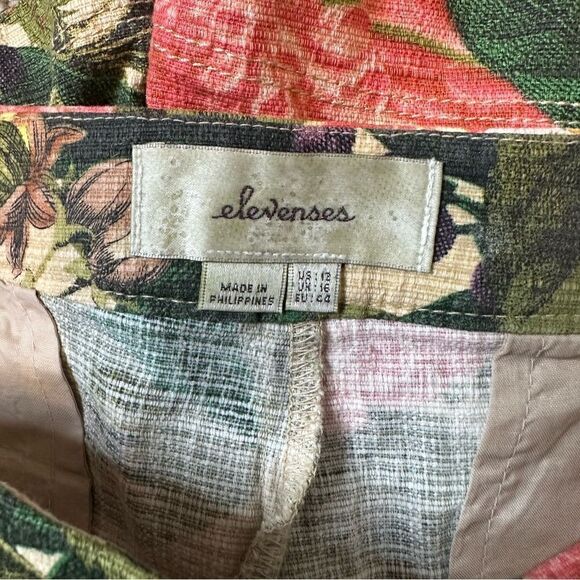 Anthropologie Elevenses Green Ranunculus Bloom Floral Shorts Size 12 NWT - Picture 10 of 12